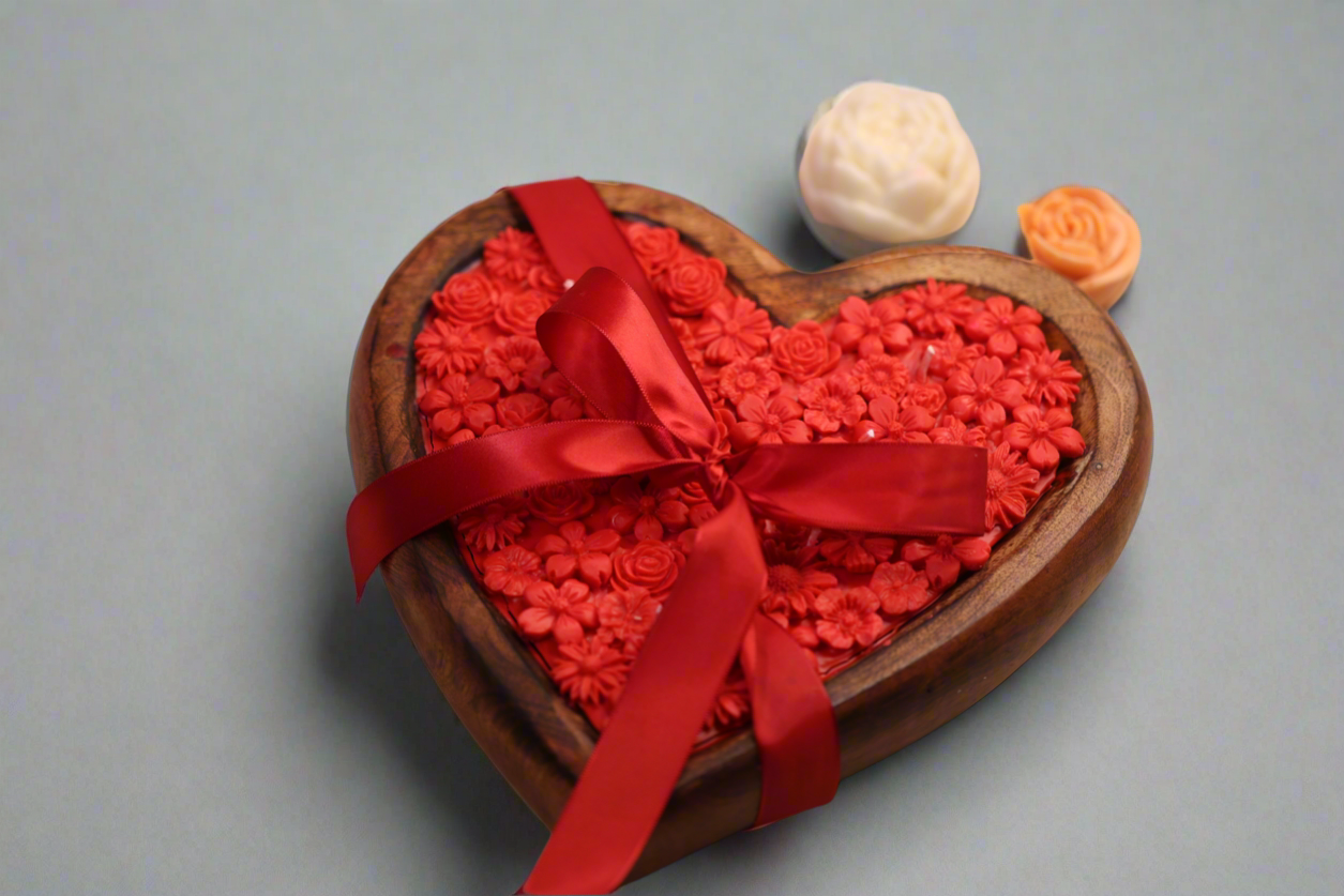 Wooden Heart Bowl Candle