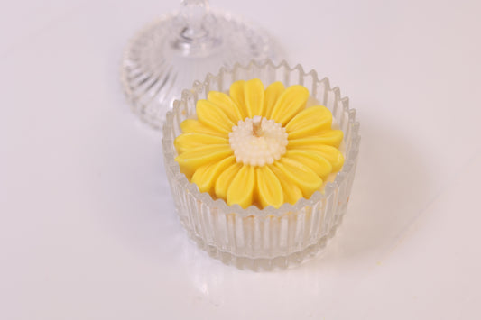 Daisy Crystal Jar Scented Candle – Premium Glass Candle